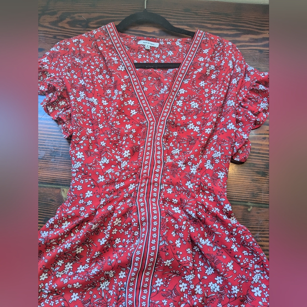 Max Studio Red Floral Ruffle Blouse with Tie Back – Size S